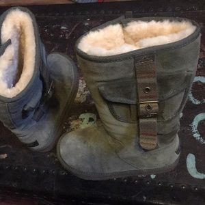 New! Green UGG boots with pocket on side